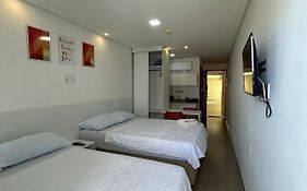 Flat completo a 50 metros da praia